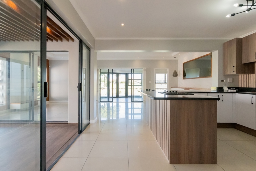 To Let 4 Bedroom Property for Rent in Langebaan Country Estate Western Cape